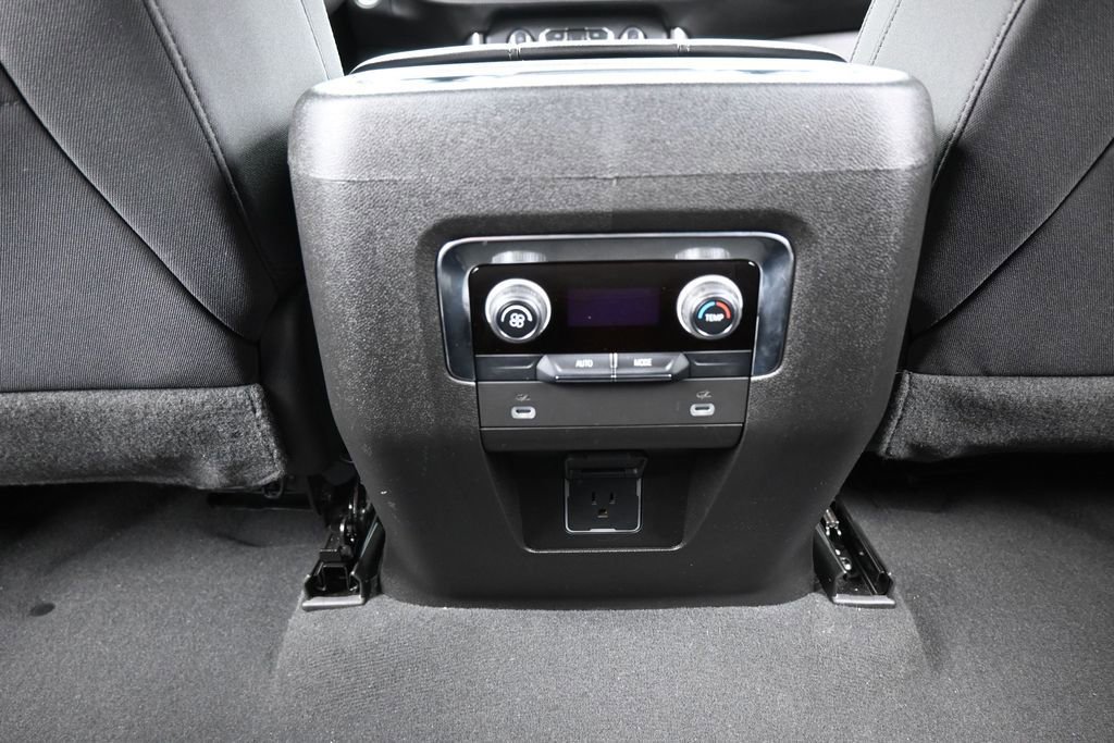 Used 2023 Chevrolet Tahoe LS RWD image 38