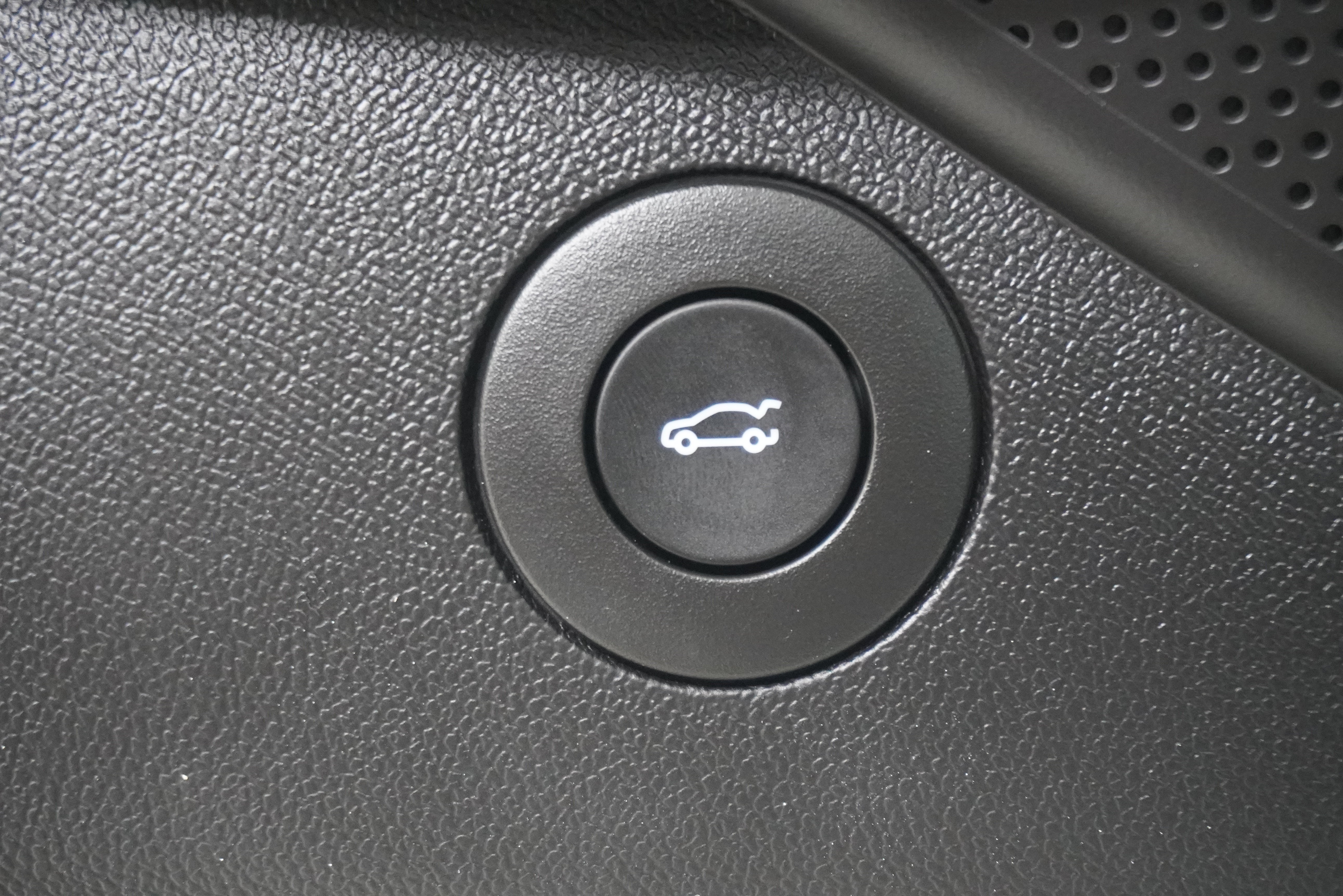 Used 2022 Chevrolet Camaro SS RWD image 26
