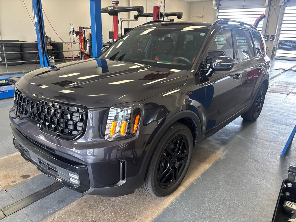 Used 2025 Kia Telluride SX Prestige X-Line AWD/4WD image 2