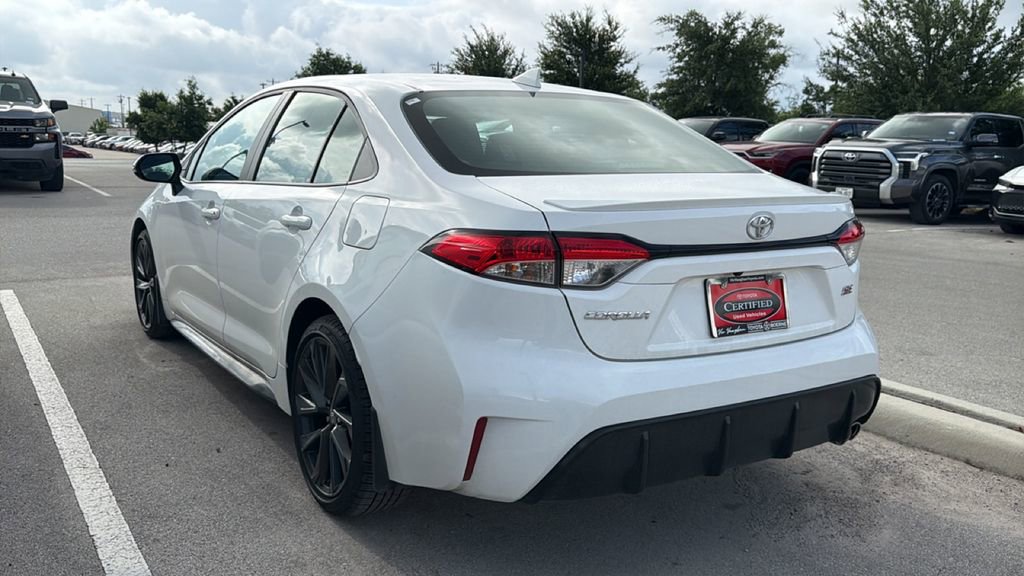 Certified 2025 Toyota Corolla SE w/ SE Premium Package FWD image 10