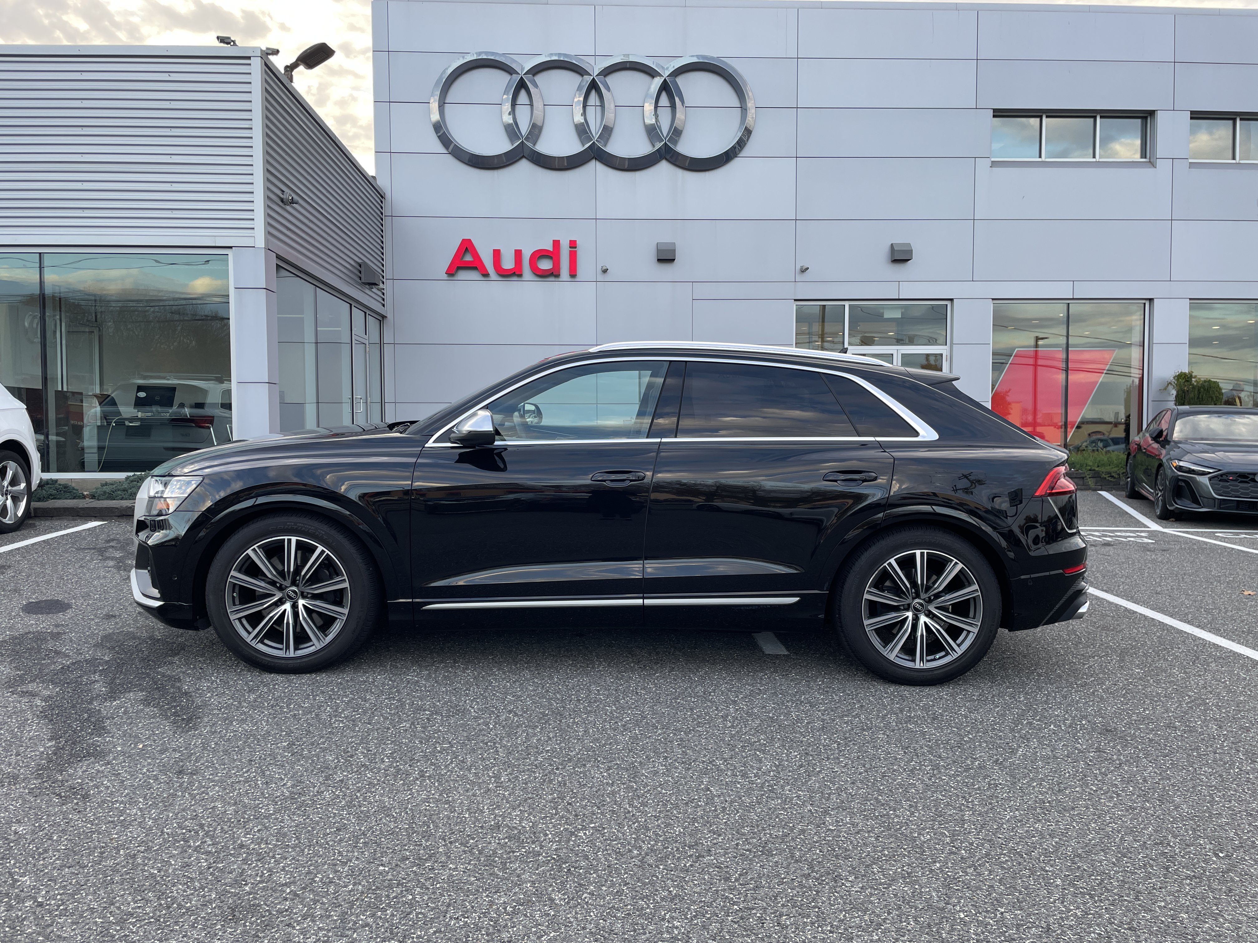 Certified 2023 Audi SQ8 Prestige AWD/4WD image 4