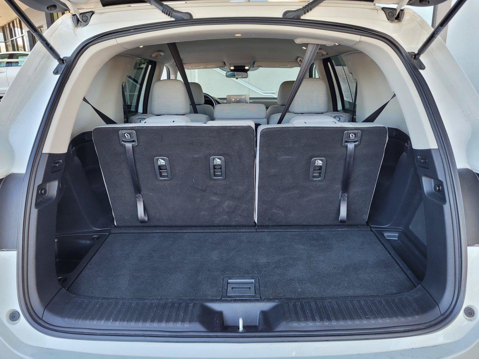Used 2023 Honda Pilot LX image 34