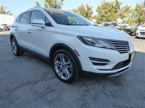 Used 2017 Lincoln MKC Reserve w/ Lincoln MKC Climate Package image 4