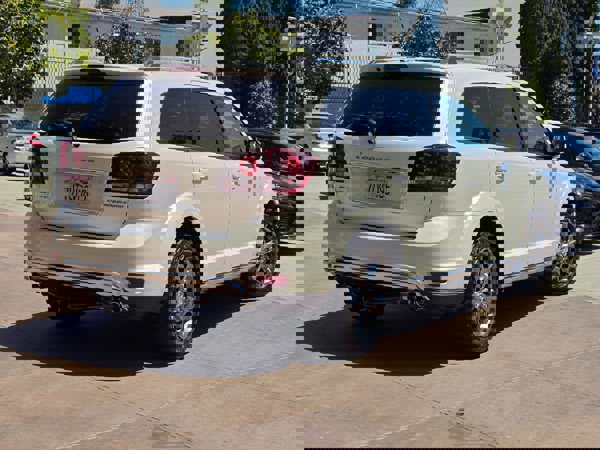 Used 2016 Dodge Journey Crossroad FWD image 12