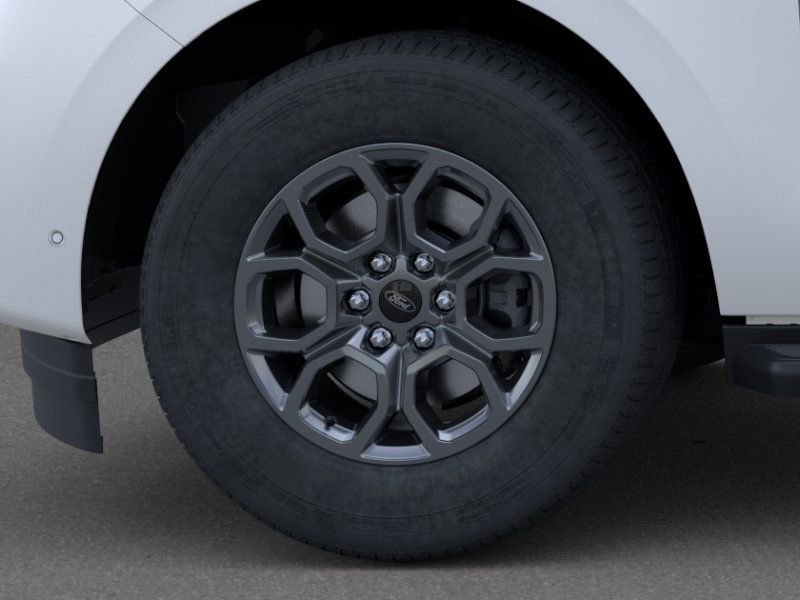 New 2026 Ford Expedition Active image 19