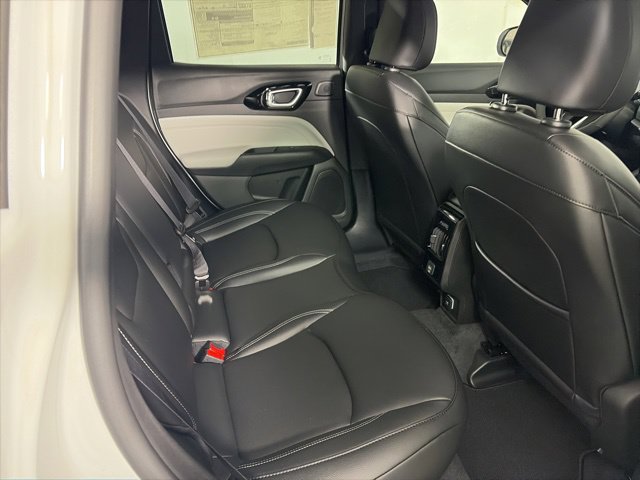 New 2026 Jeep Compass Limited w/ Sun, Sound & Navigation Group AWD/4WD image 11