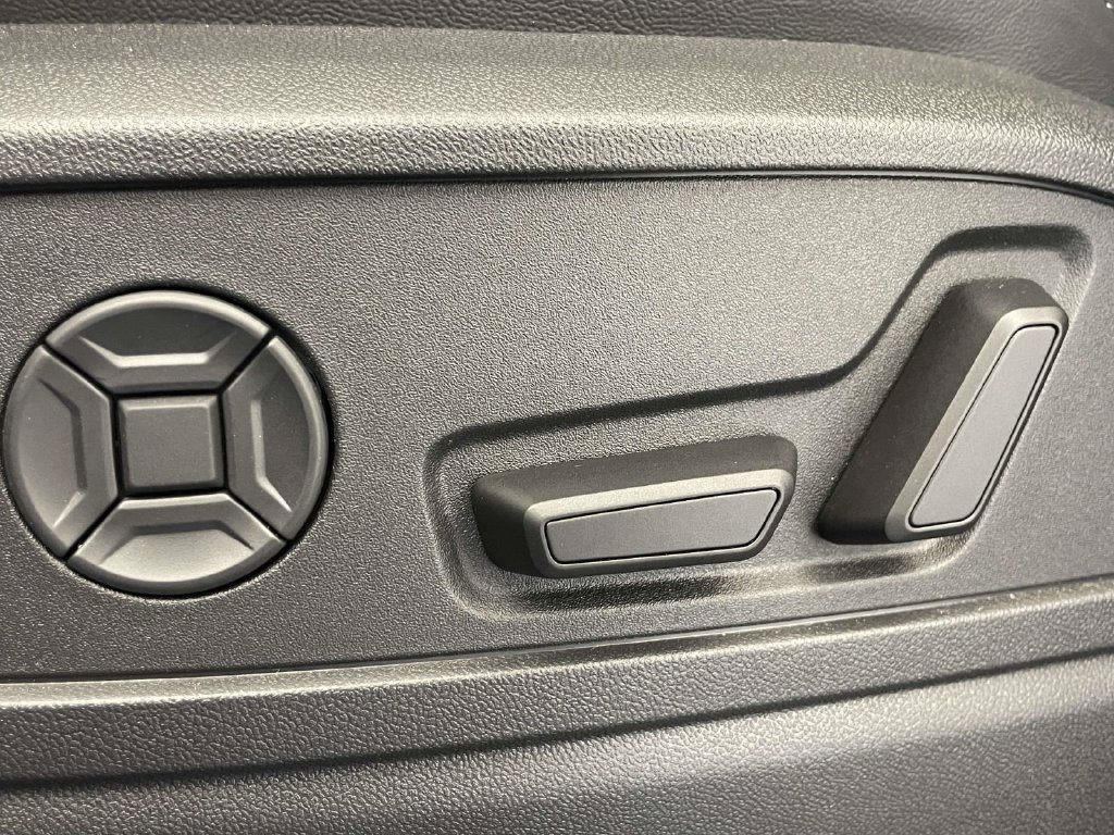 New 2026 Audi SQ5 Premium Plus AWD/4WD image 17