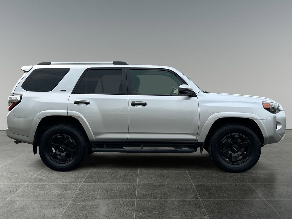 Used 2020 Toyota 4Runner SR5 image 9