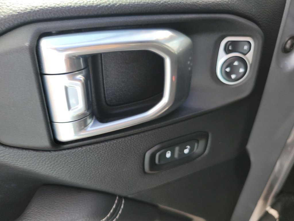 Used 2021 Jeep Wrangler Unlimited Sahara w/ Safety Group AWD/4WD image 23