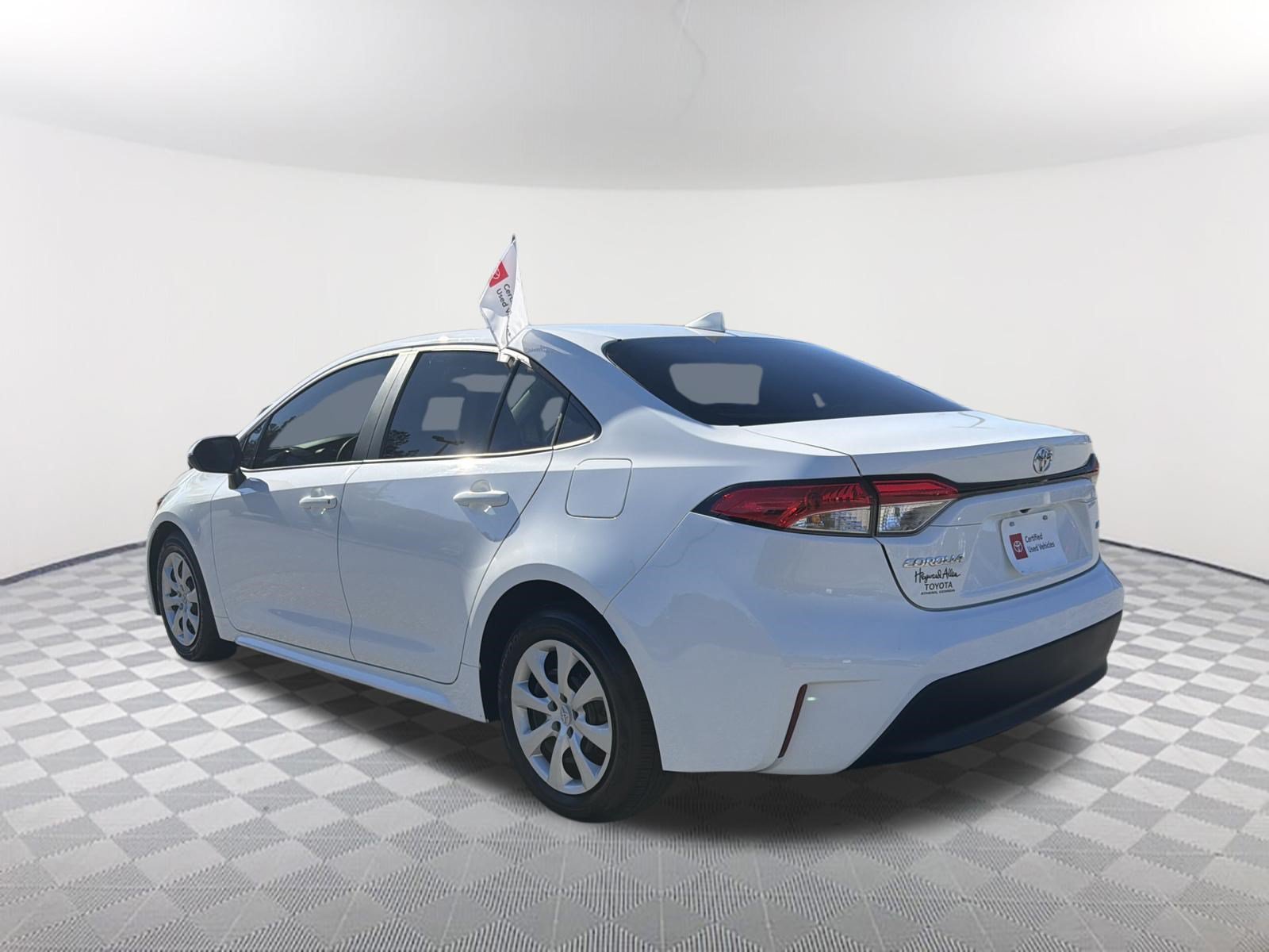 Certified 2024 Toyota Corolla LE FWD image 15