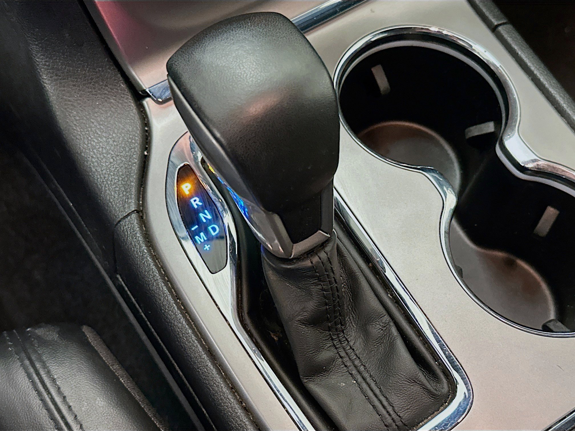 Used 2022 Jeep Grand Cherokee Laredo X image 25