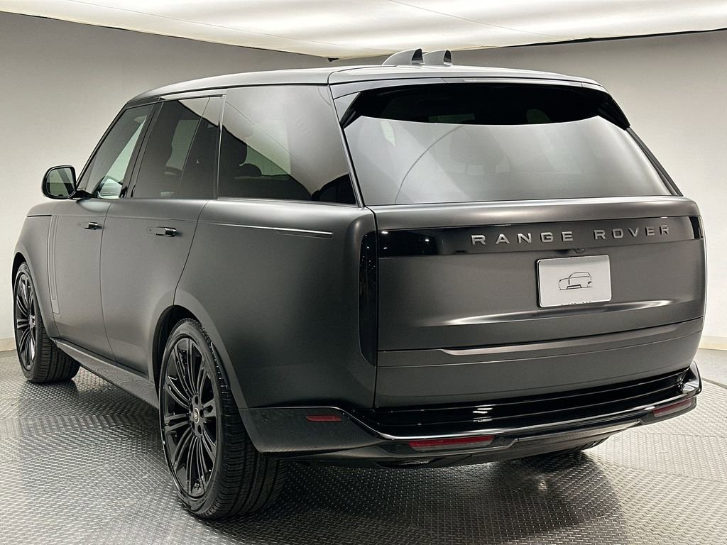 Used 2024 Land Rover Range Rover SE AWD/4WD image 11