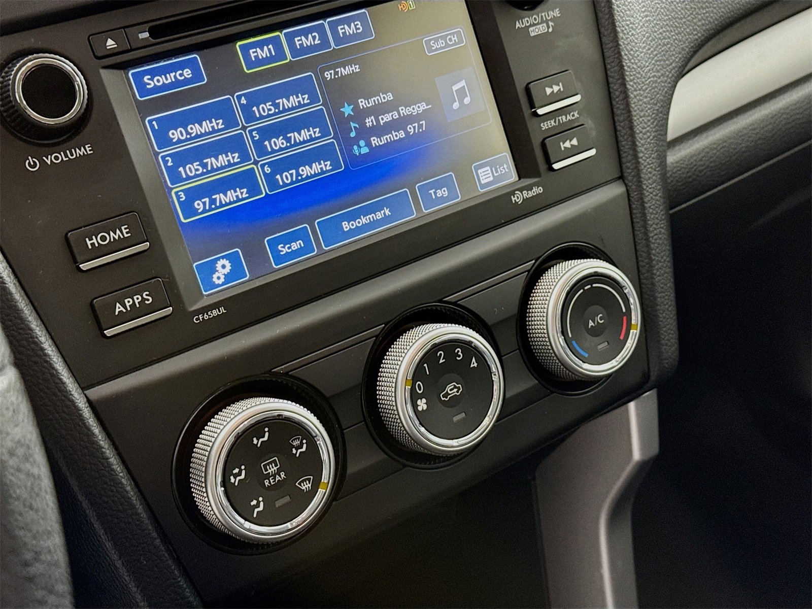 Used 2017 Subaru Forester 2.5i w/ Alloy Wheel Package image 10