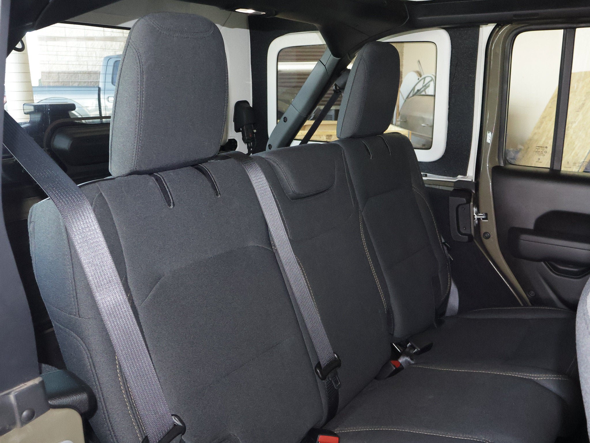 Used 2025 Jeep Wrangler Unlimited Sport AWD/4WD image 44
