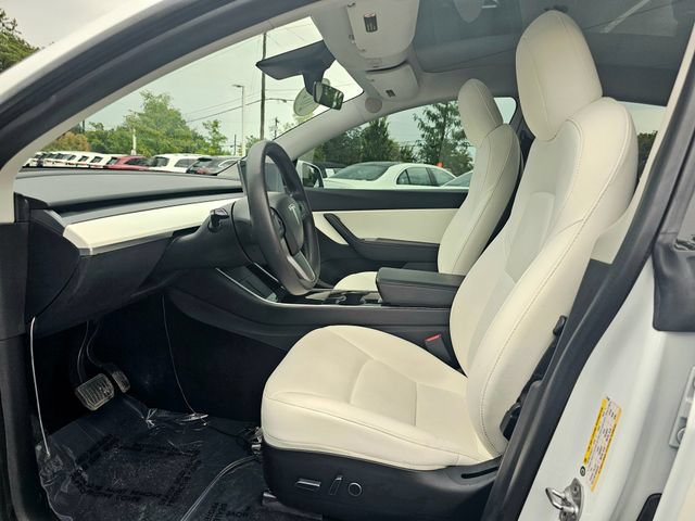 Used 2021 Tesla Model Y Long Range AWD/4WD image 18