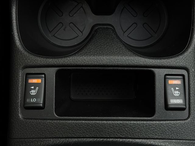 Used 2020 Nissan Rogue Sport SV w/ All-Weather Package AWD/4WD image 30