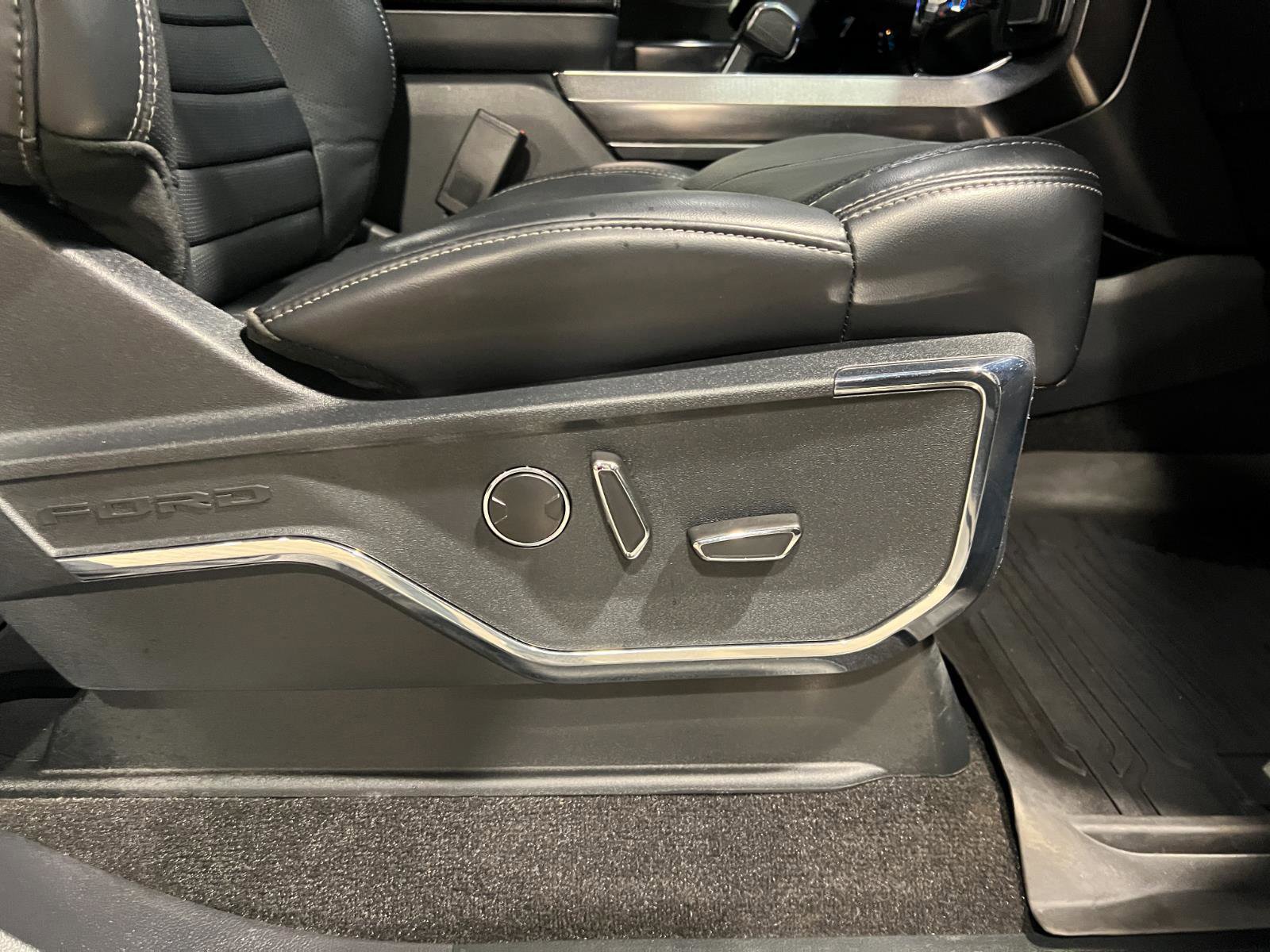 Used 2023 Ford F150 Platinum w/ Equipment Group 701A High image 37