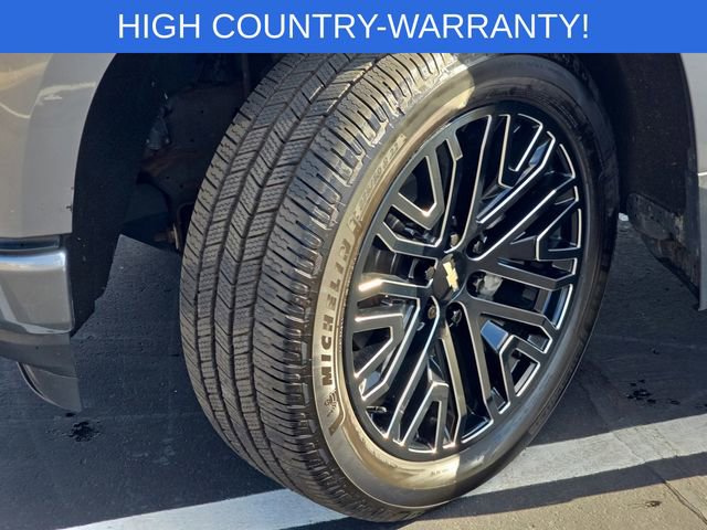 Used 2020 Chevrolet Silverado 1500 High Country w/ Technology Package image 32