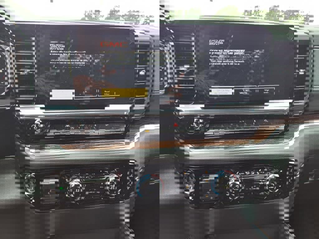 New 2026 GMC Sierra 1500 Elevation image 21