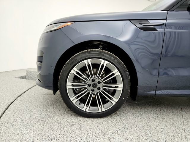 New 2026 Land Rover Range Rover Sport Dynamic SE AWD/4WD image 29