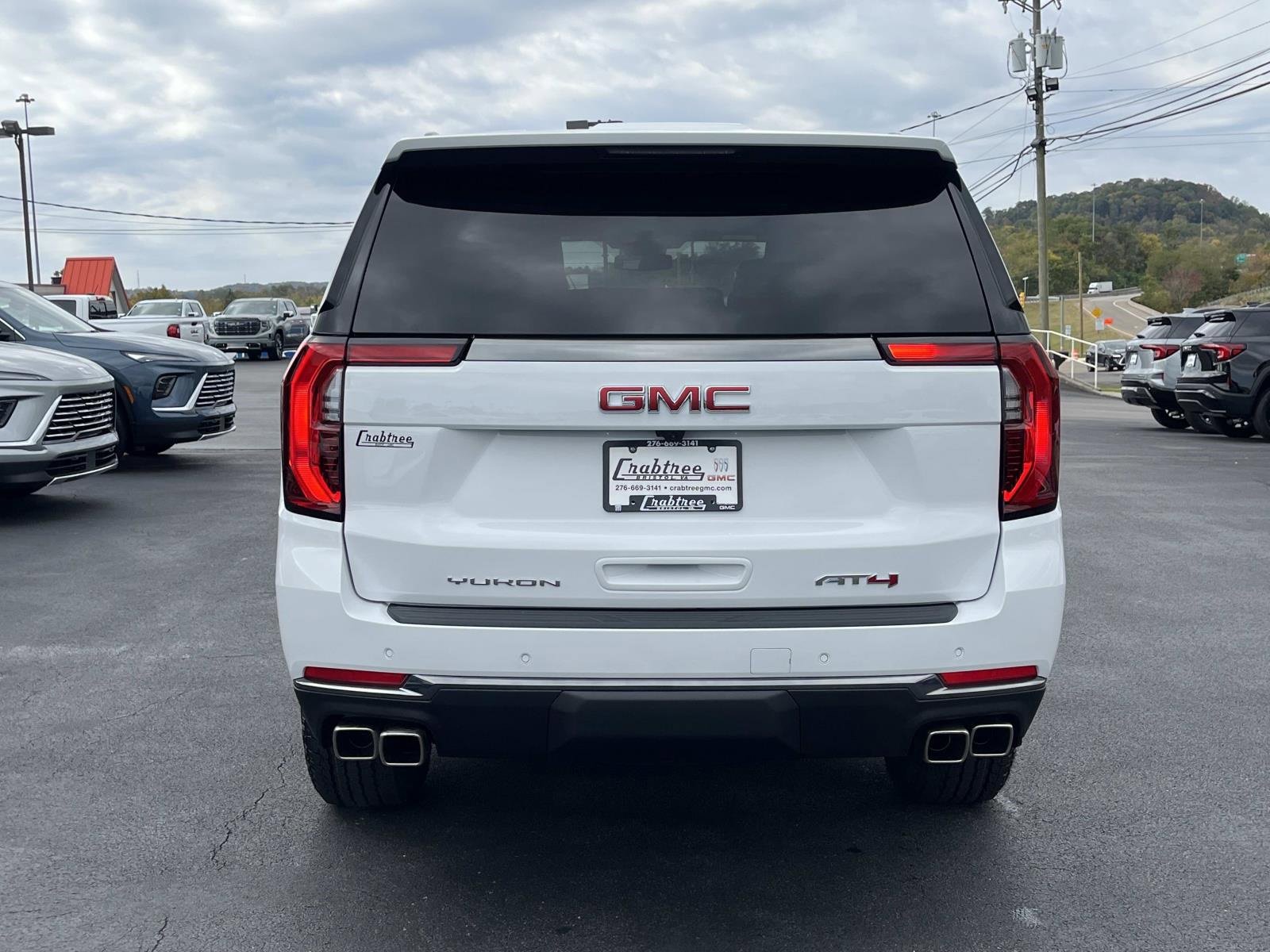 New 2026 GMC Yukon AT4 image 4