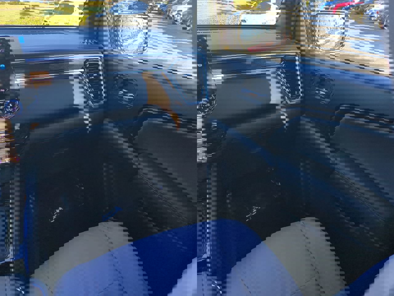 Used 2024 GMC Canyon Elevation w/ Convenience Package image 16