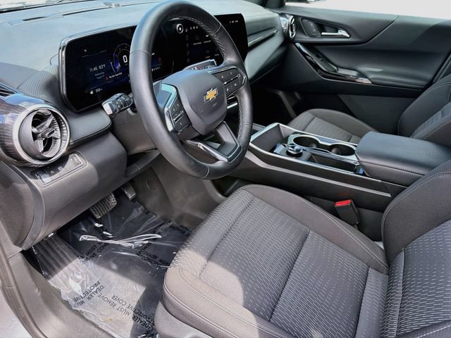 Used 2026 Chevrolet Equinox LT FWD image 25