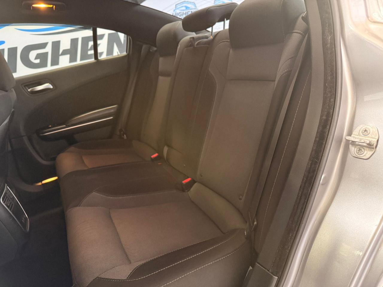 Used 2016 Dodge Charger SXT RWD image 17