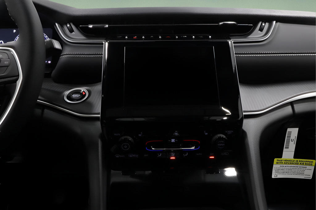 New 2026 Jeep Grand Cherokee Laredo X AWD/4WD image 21