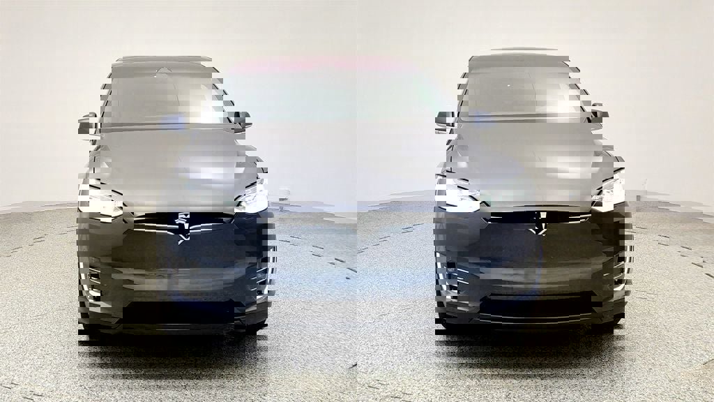 Used 2020 Tesla Model X Long Range image 2