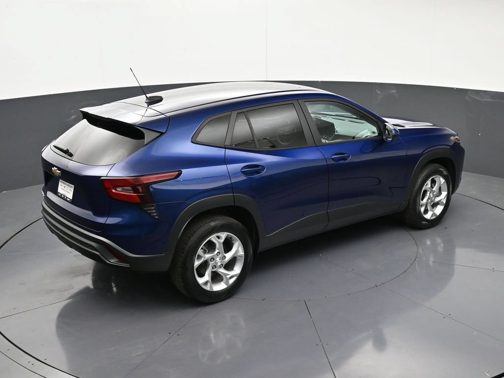 Certified 2024 Chevrolet Trax LS w/ LS Convenience Package FWD image 20