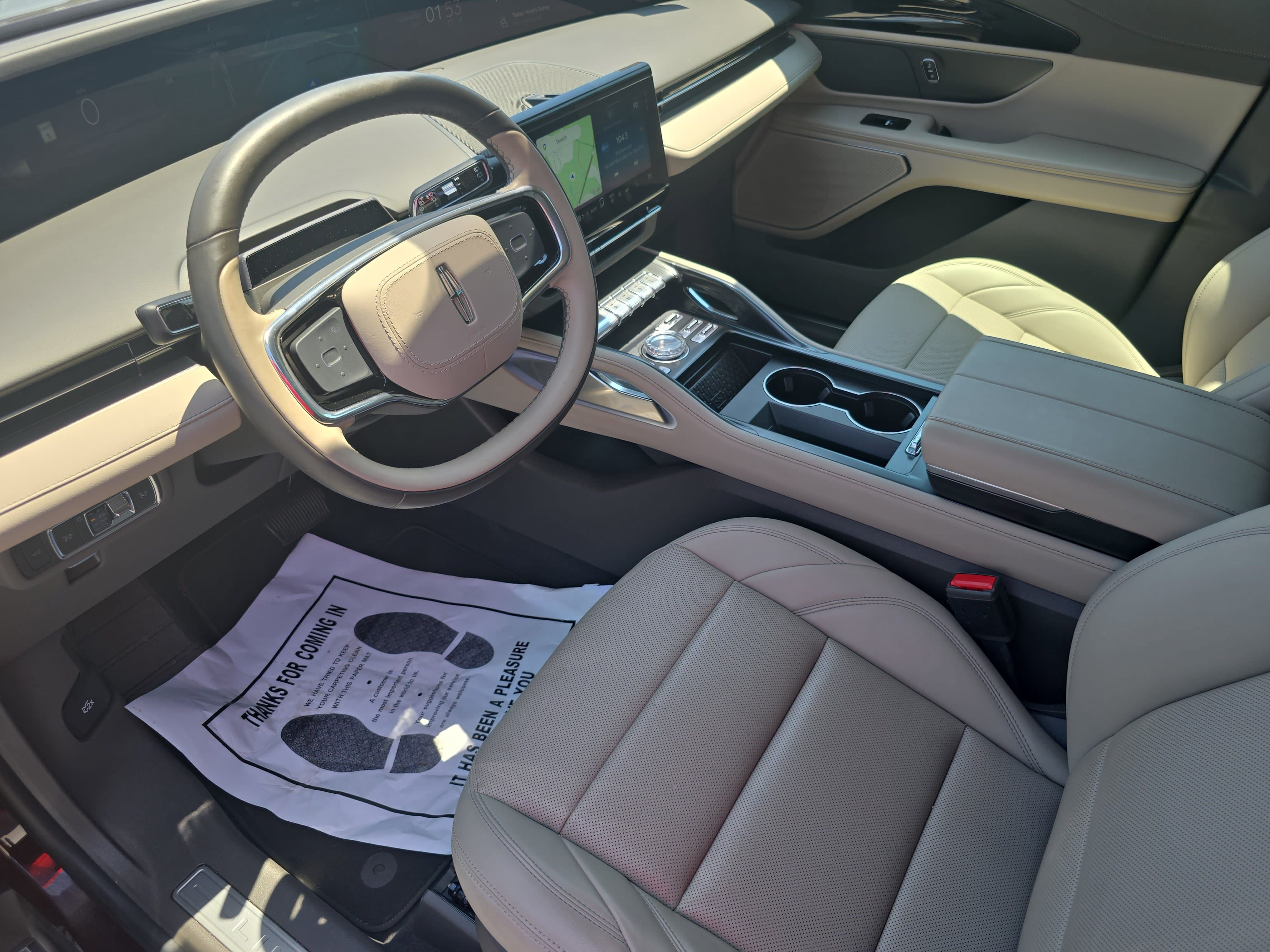 Certified 2025 Lincoln Nautilus Premier AWD/4WD image 15