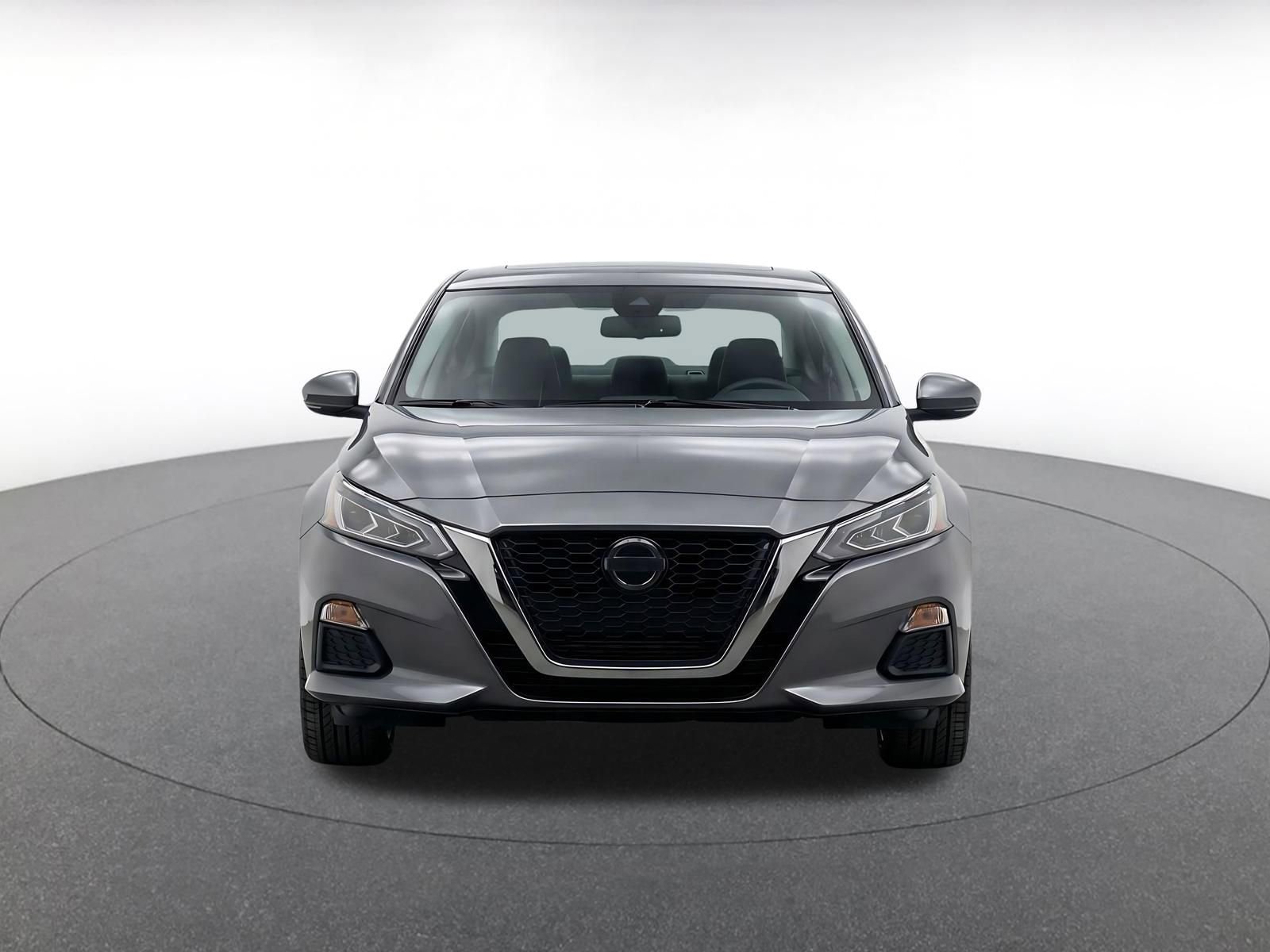 Used 2025 Nissan Altima 2.5 SV FWD video 2