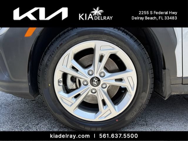 Used 2023 Hyundai Kona SEL w/ Cargo Package AWD/4WD image 32