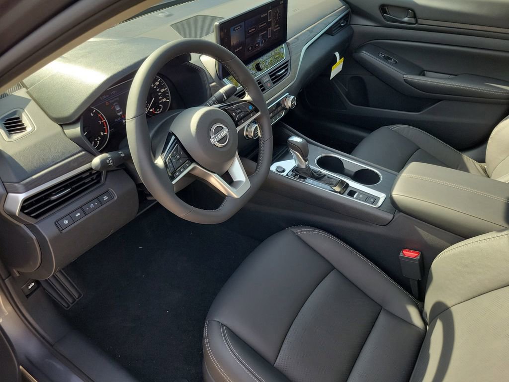 New 2026 Nissan Altima 2.5 SV w/ SV Premium Package FWD image 7