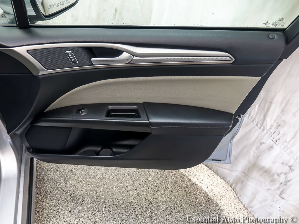 Used 2018 Ford Fusion S FWD image 23