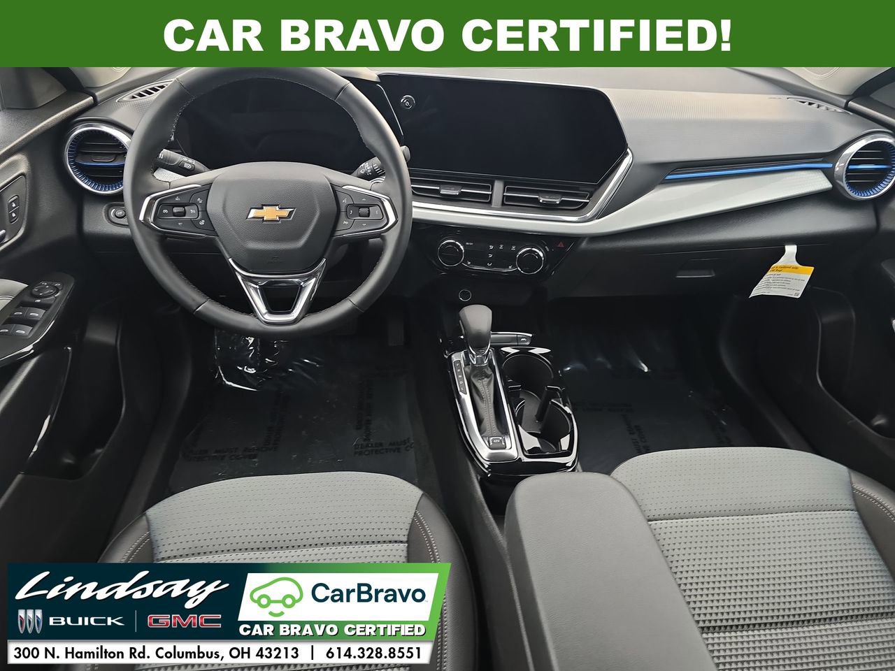 Used 2025 Chevrolet Trax LT w/ LT Convenience Package image 10