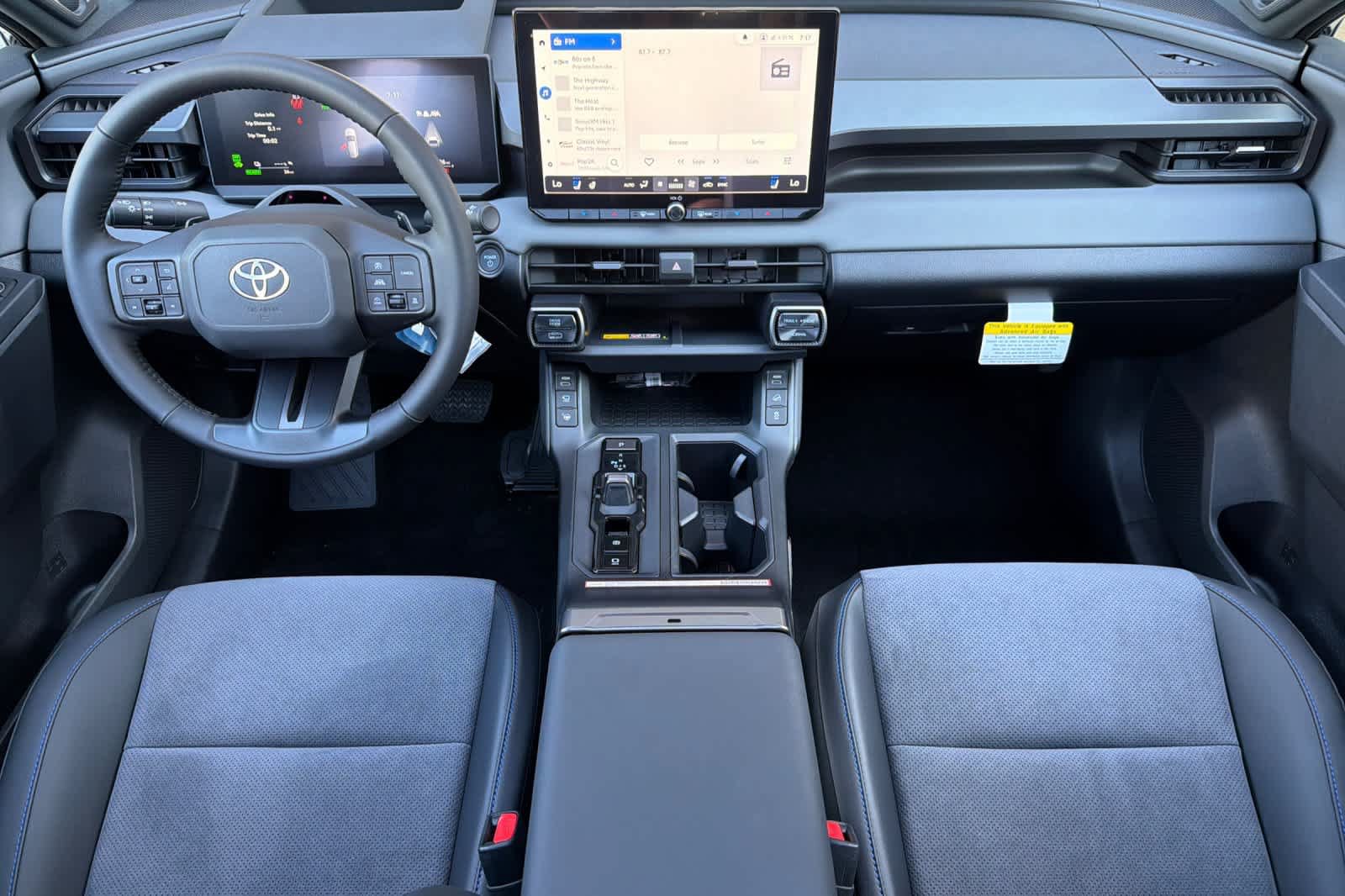 New 2026 Toyota RAV4 XSE w/ Panoramic Sun Roof Package AWD/4WD image 3