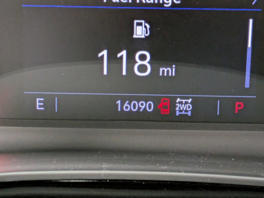 Used 2024 Cadillac XT6 Premium Luxury w/ LPO, Floor Liner Package image 16