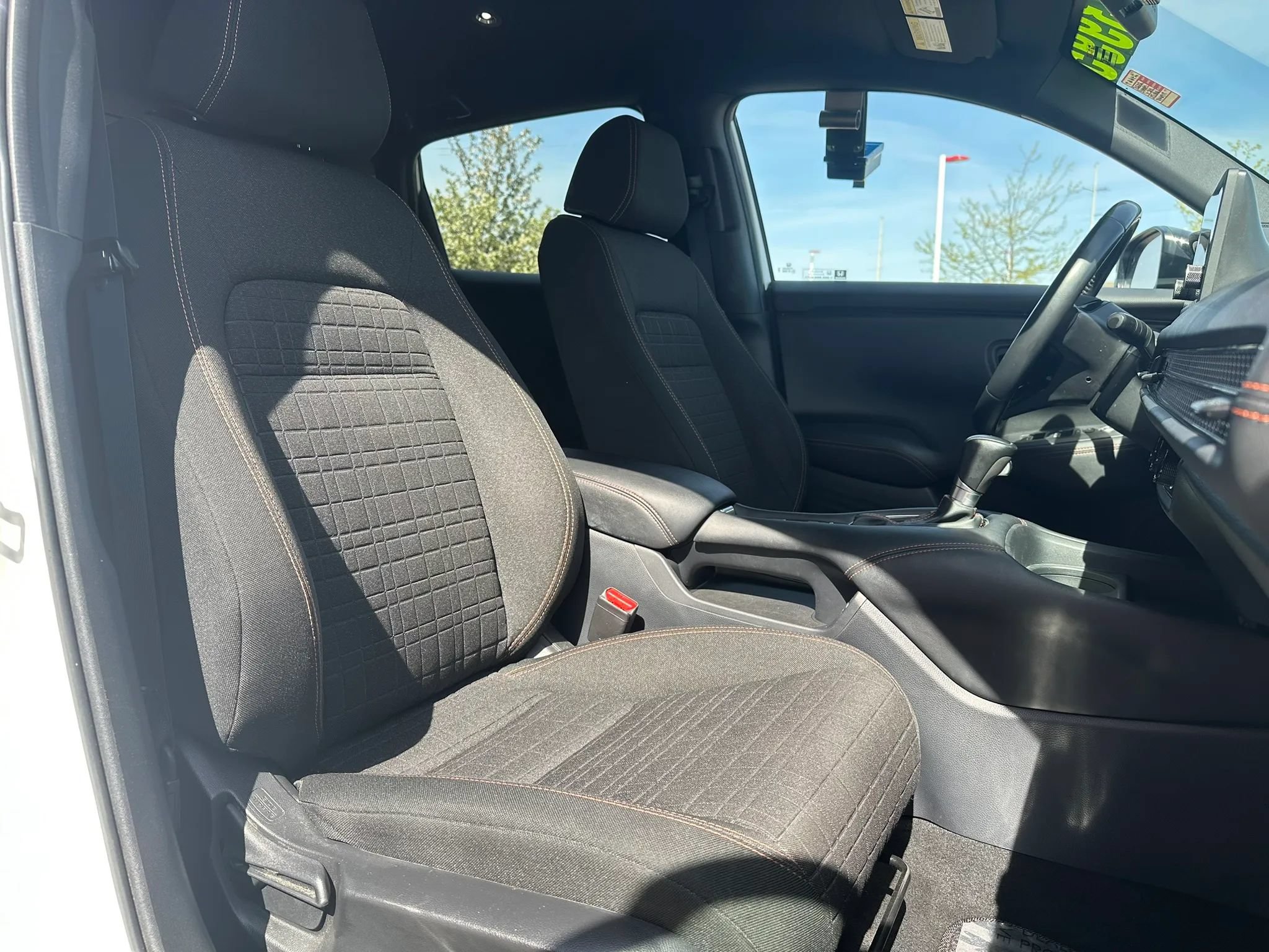 Used 2025 Honda HR-V Sport image 11
