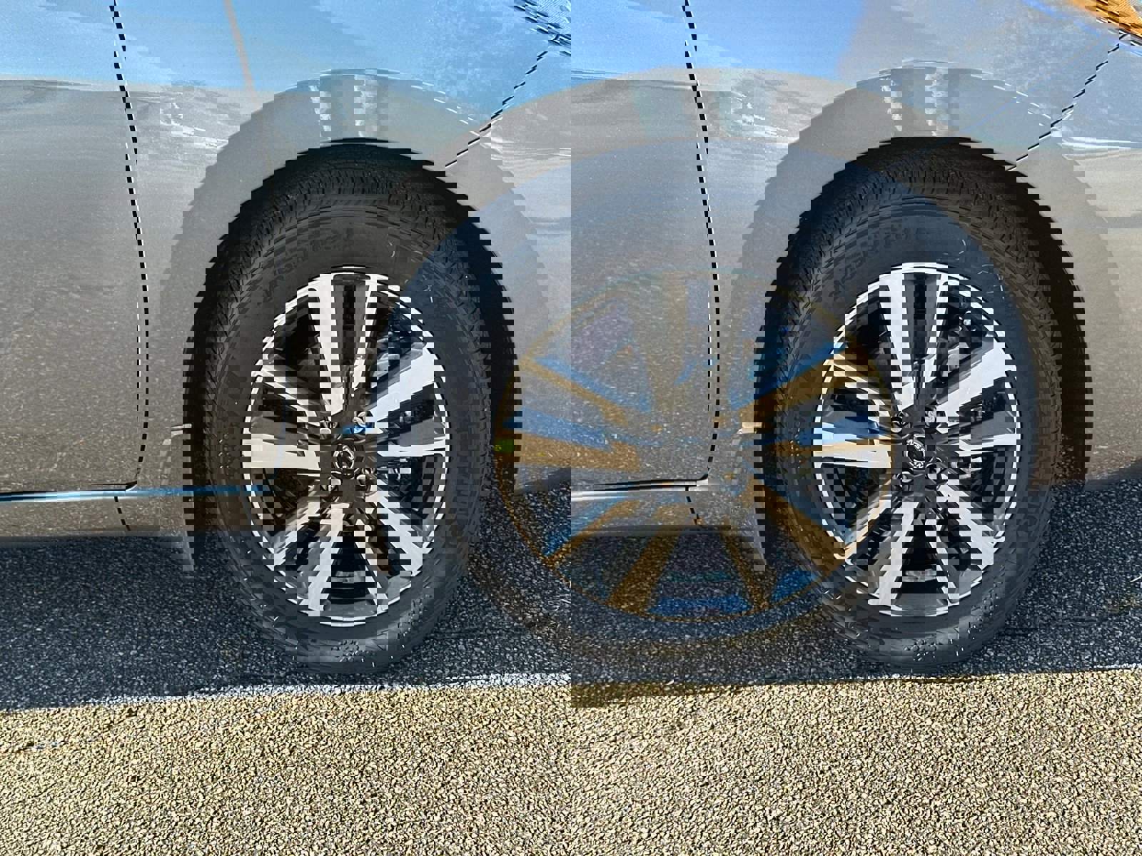 New 2025 Nissan Versa SV w/ Trunk Package image 12