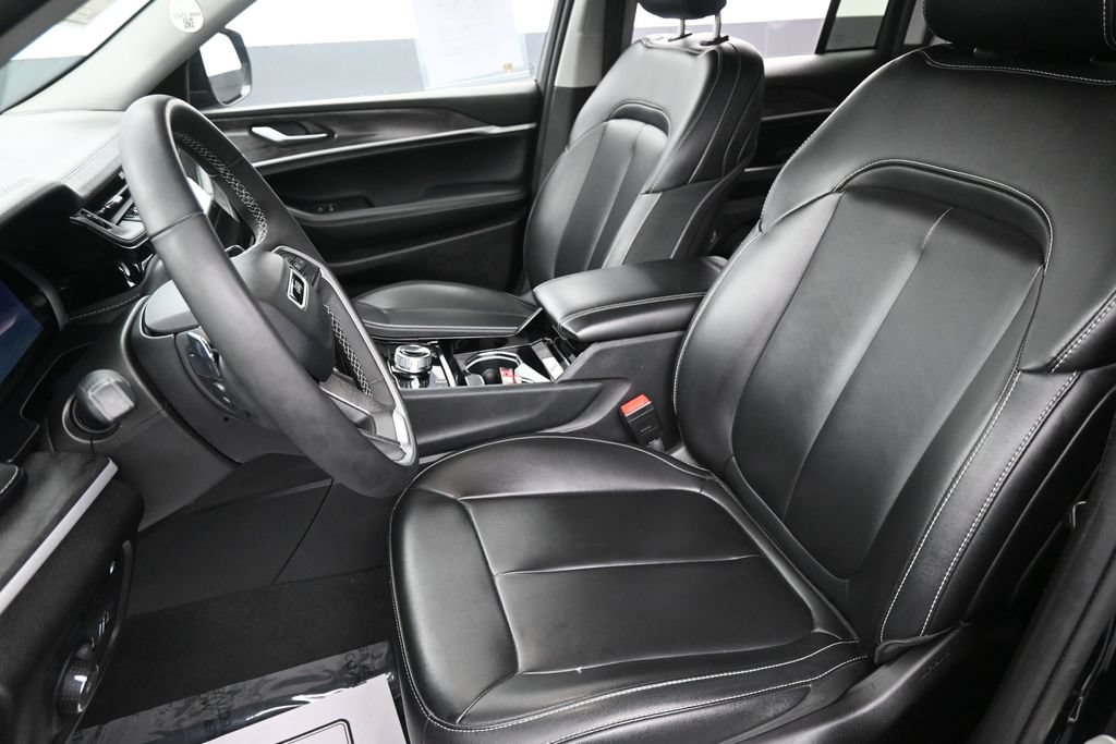Used 2023 Jeep Grand Cherokee 4WD 4xe image 24