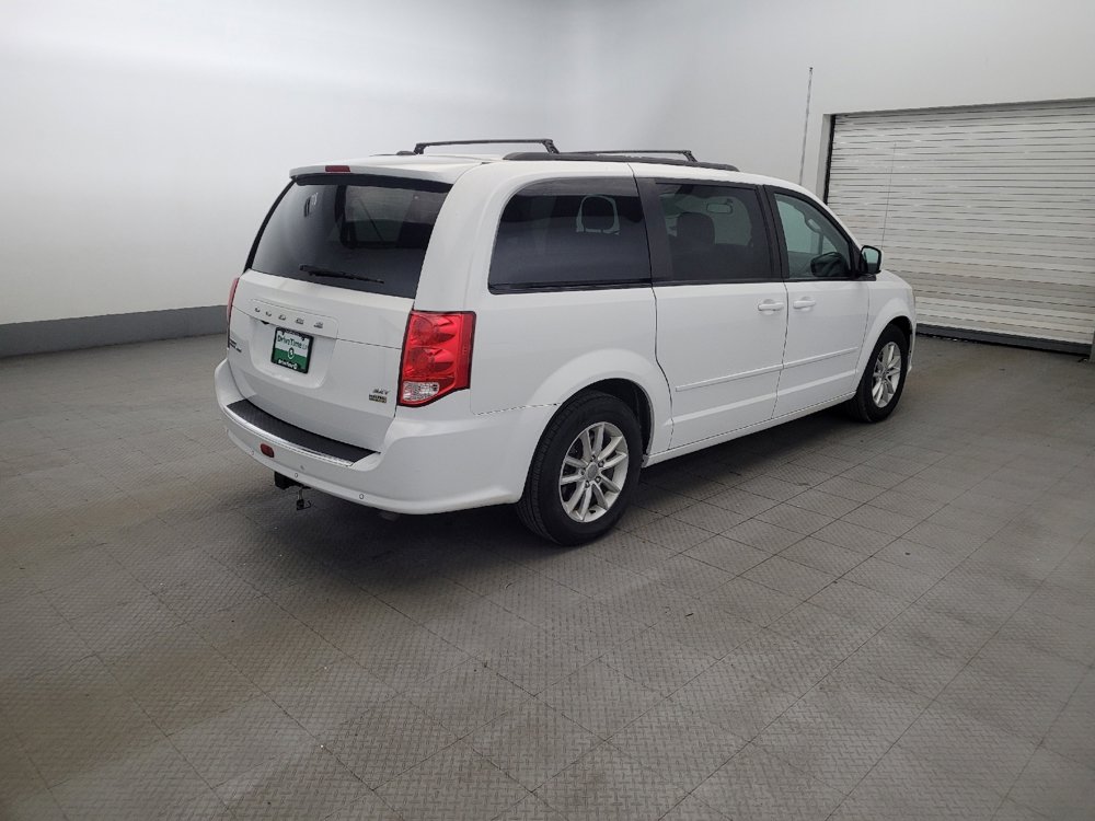 Used 2015 Dodge Grand Caravan SXT w/ Rear Park Assist Package FWD image 9