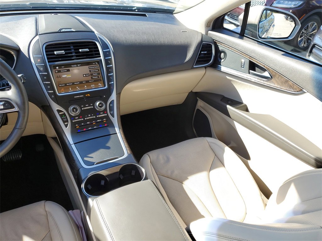 Used 2019 Lincoln Nautilus Reserve image 17