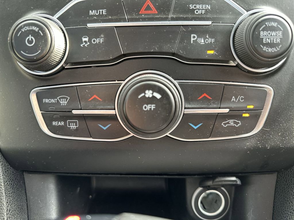 Used 2022 Dodge Charger SXT image 19