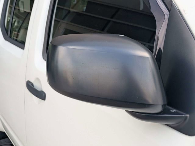 Used 2017 Nissan Frontier Desert Runner RWD image 10