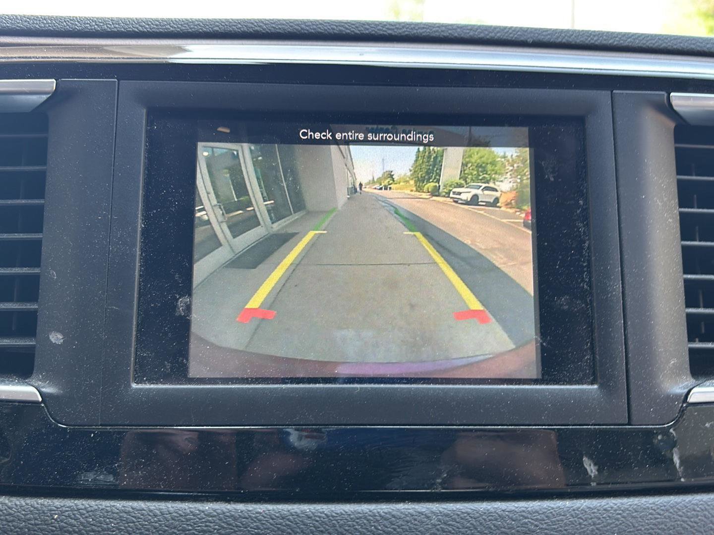 Used 2021 Chrysler Voyager Lxi FWD image 13