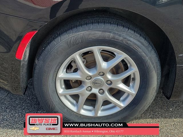 Used 2023 Chrysler Pacifica Touring-L image 5