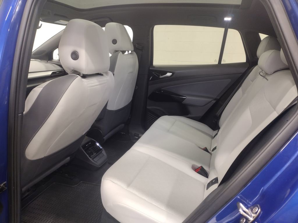 Used 2022 Volkswagen ID.4 Pro S image 25