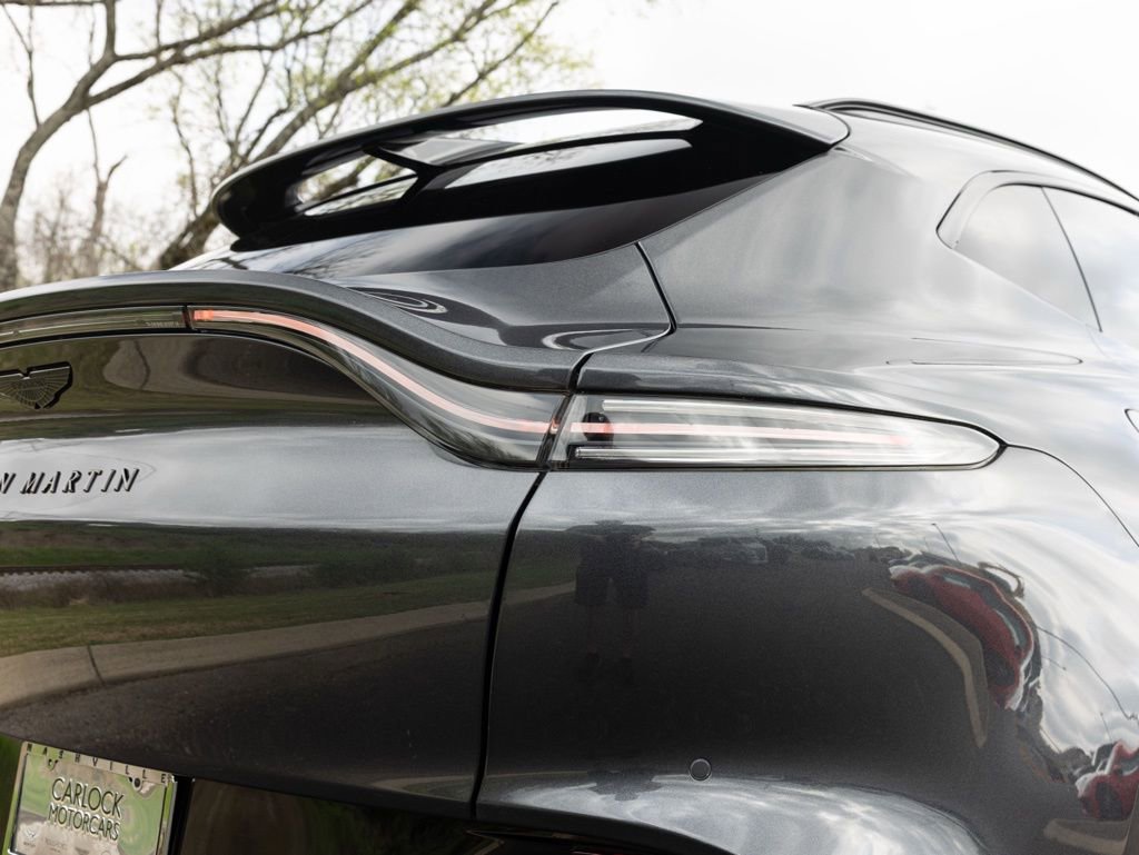 Used 2021 Aston Martin DBX image 48